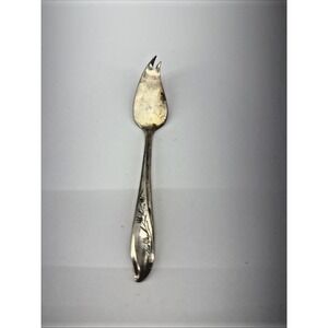 1847 Rogers Bros Springtime Silverplate Lemon Pickle Fork Floral